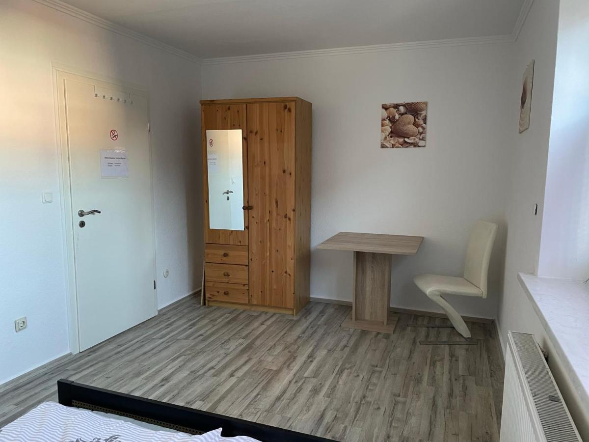 Schoene Zentrale Zimmer In Wilhelmshaven Leilighet Eksteriør bilde